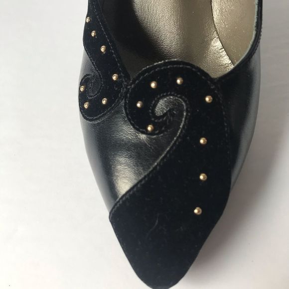 Vintage kitten heel pumps - Picture 3 of 5